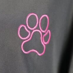 Groomers Groomers V-Neck Tunic - Black With Pink Trim 3 Groomers Groomers V-Neck Tunic - Black With Pink Trim -Dog Groomers Shop groomers v neck tunic black with pink trim p10208 12660 medium